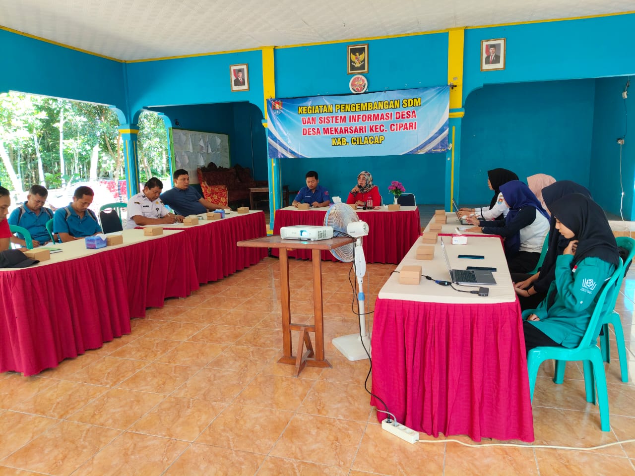 Desa Mekarsari Bertransformasi, Langkah Maju di Era Digital!