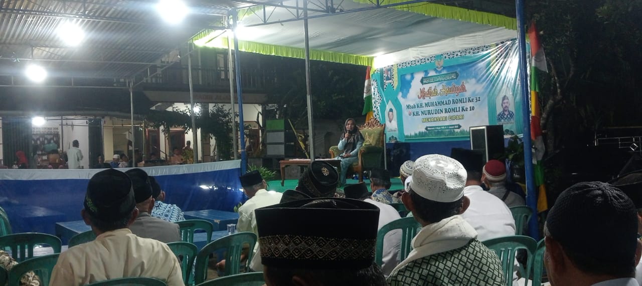 Merajut Kebersamaan Kades Mekarsari dalam Haul Mbah KH. Muhamad Romli dan KH. Nurudin Romli di Desa Mekarsari